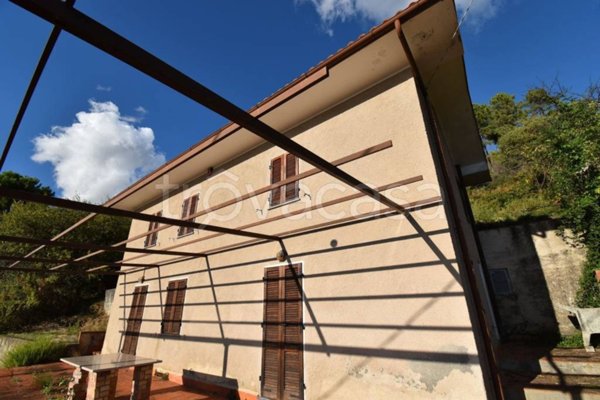 casa indipendente in vendita a Seravezza in zona Ripa