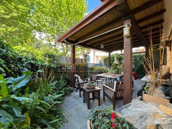 casa indipendente in affitto a Seravezza in zona Querceta