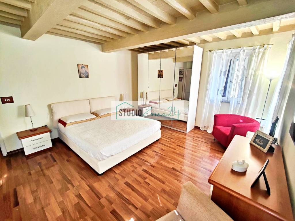 casa indipendente in vendita a Seravezza in zona Pozzi
