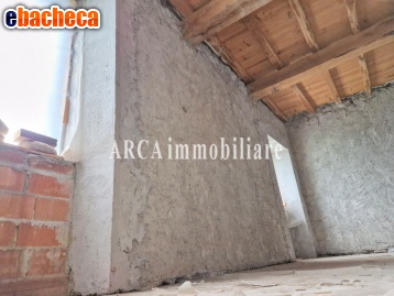 casa indipendente in vendita a Seravezza