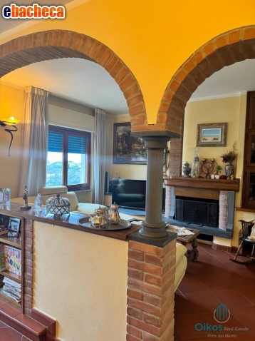 appartamento in vendita a Seravezza in zona Querceta