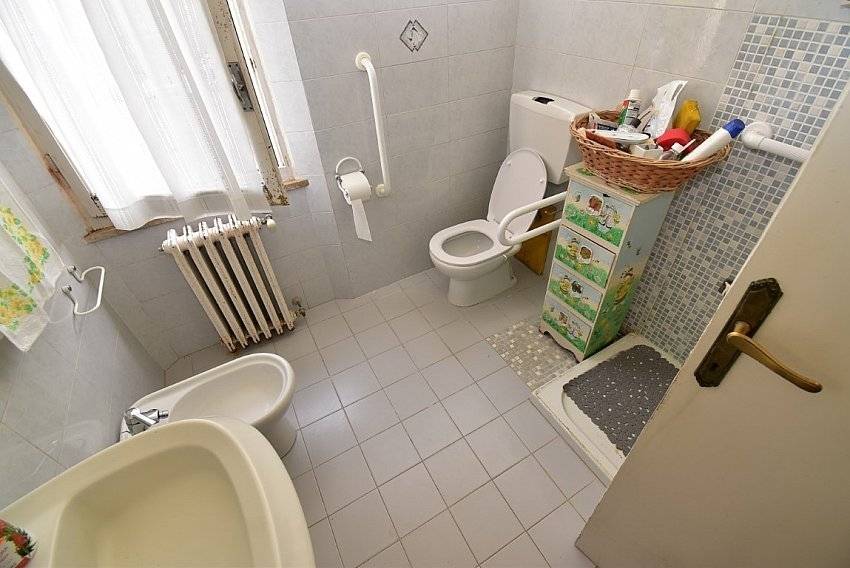 casa indipendente in vendita a Seravezza