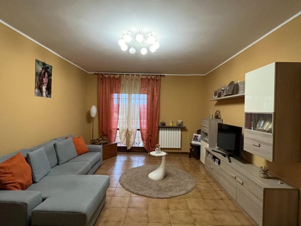 appartamento in vendita a Seravezza in zona Pozzi