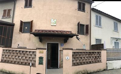casa indipendente in vendita a Seravezza in zona Querceta