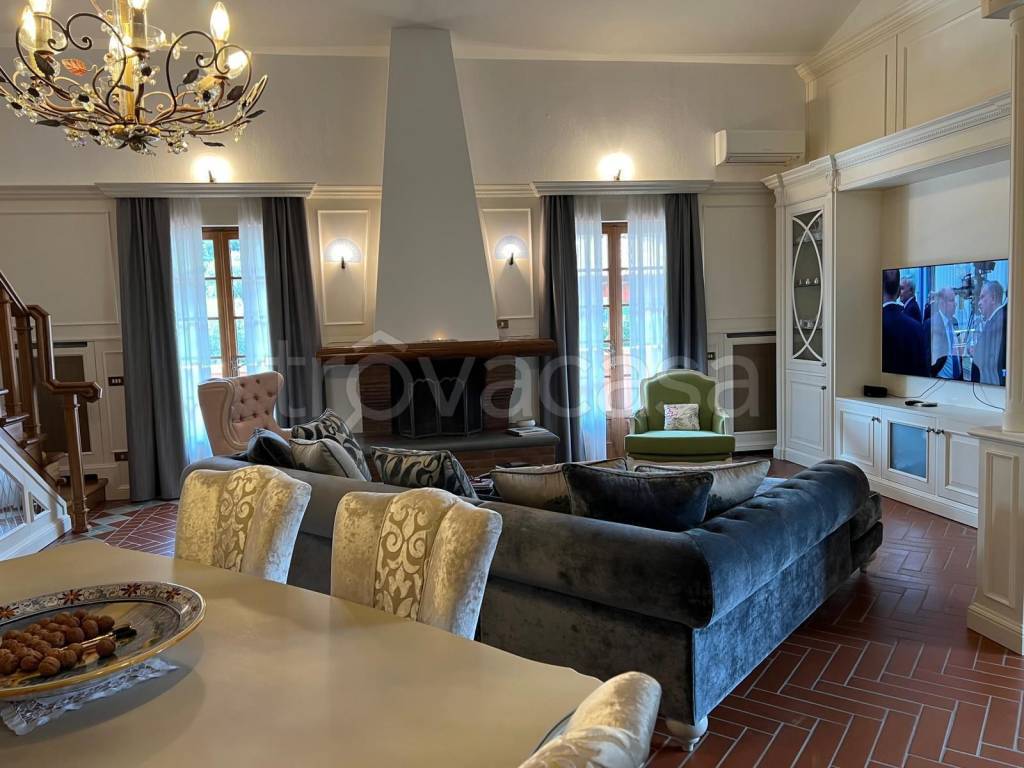 casa indipendente in vendita a Seravezza in zona Ripa