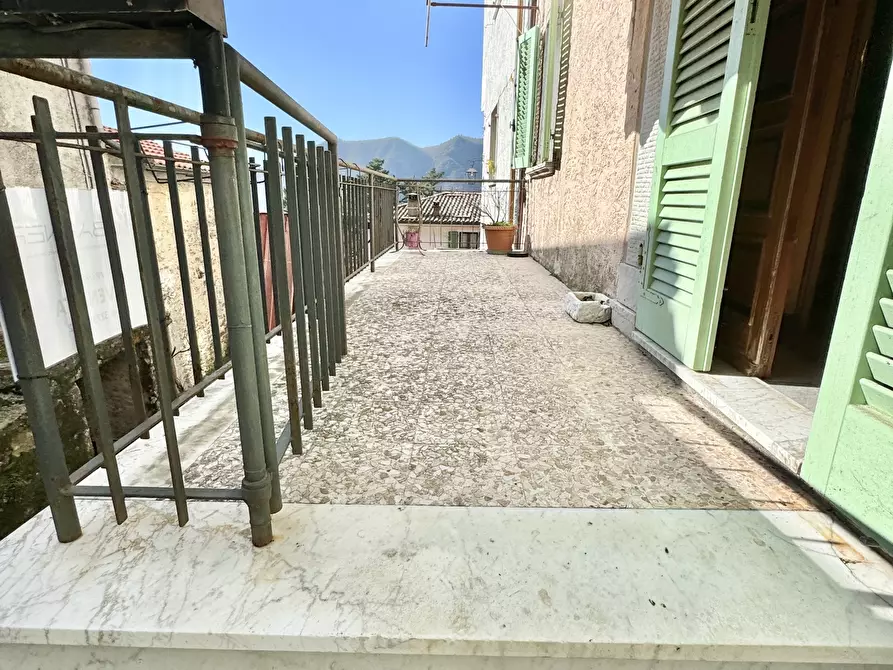 casa indipendente in vendita a Seravezza