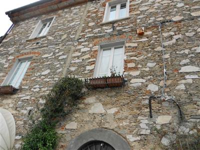 appartamento in vendita a Seravezza in zona Querceta