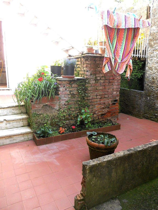 casa indipendente in vendita a Seravezza