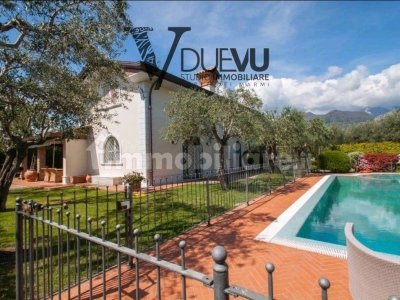 casa indipendente in vendita a Seravezza in zona Pozzi