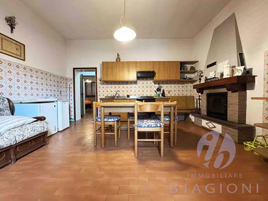casa indipendente in vendita a Seravezza in zona Querceta