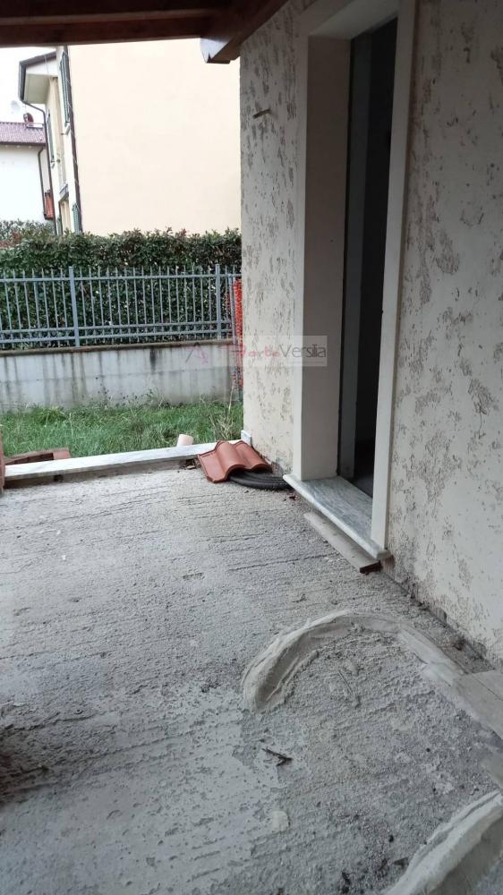 casa indipendente in vendita a Seravezza in zona Pozzi