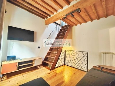 casa indipendente in vendita a Seravezza