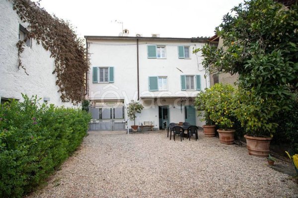 casa indipendente in vendita a Seravezza