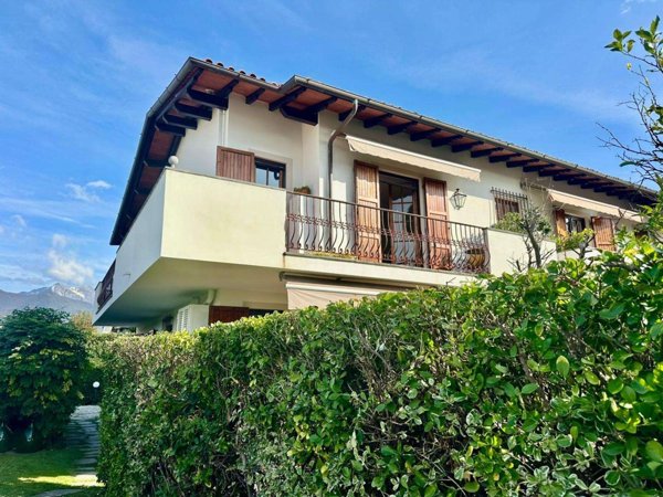 appartamento in vendita a Seravezza in zona Querceta