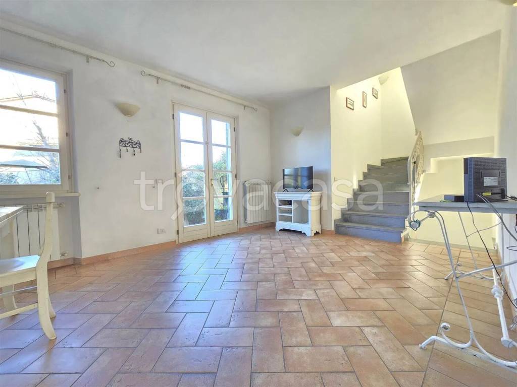casa indipendente in vendita a Seravezza