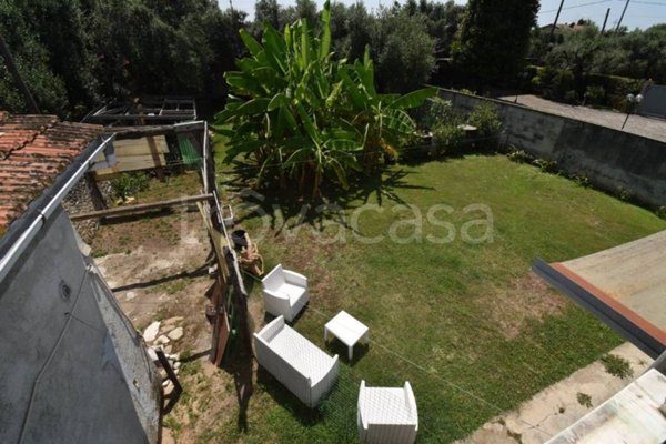 casa indipendente in vendita a Seravezza in zona Pozzi