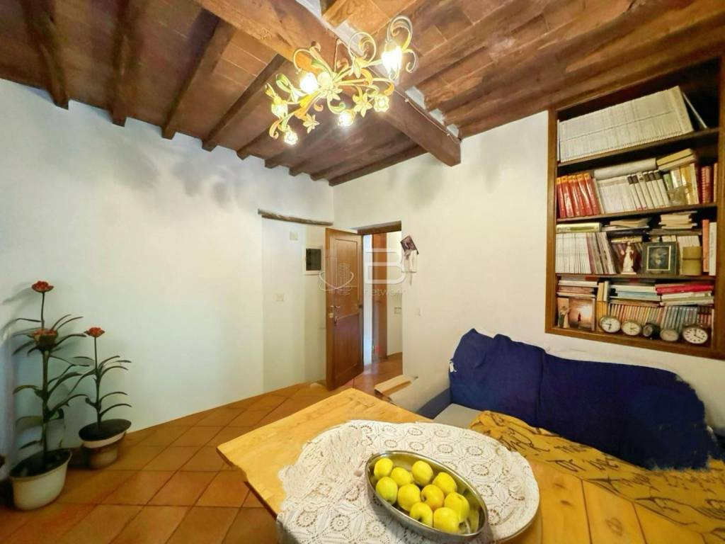 casa indipendente in vendita a Seravezza in zona Pozzi