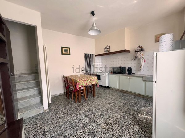 casa indipendente in vendita a Seravezza