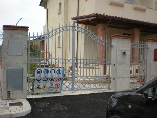 casa indipendente in vendita a Seravezza
