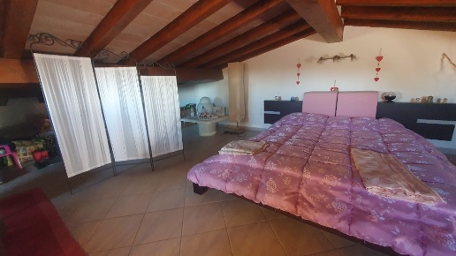 casa indipendente in vendita a Seravezza