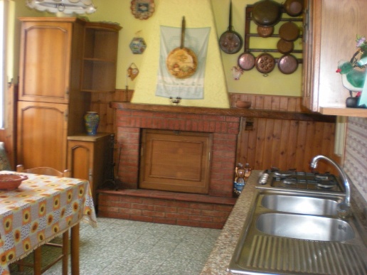 casa indipendente in vendita a Seravezza