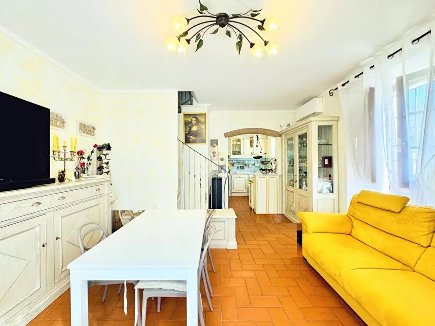 casa indipendente in vendita a Seravezza in zona Pozzi