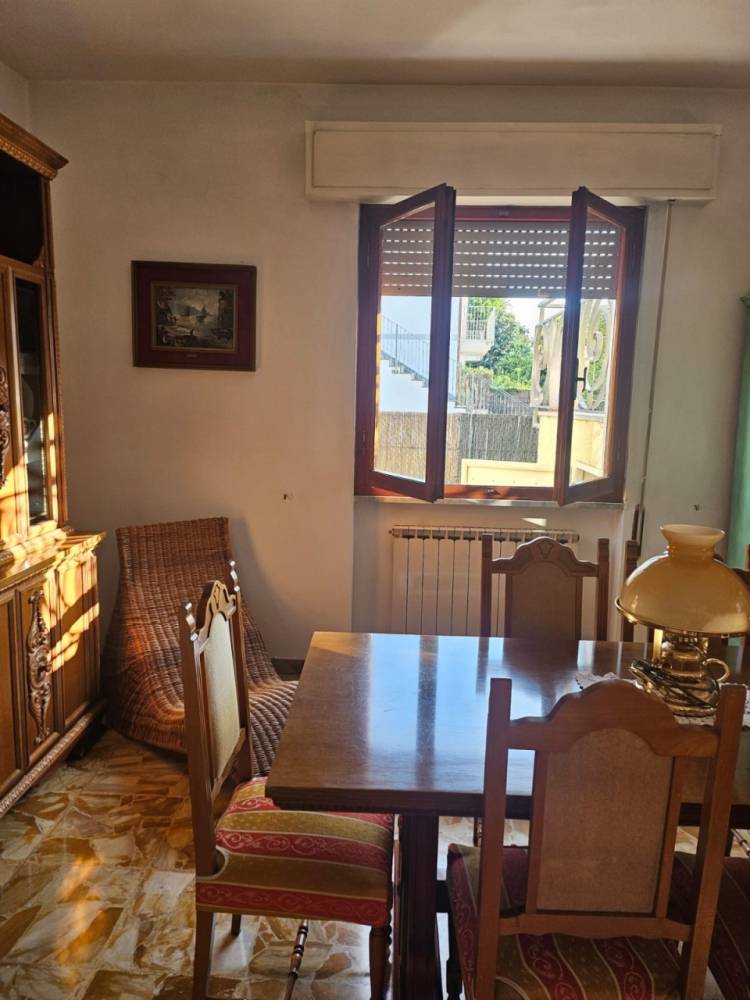 casa indipendente in vendita a Seravezza in zona Pozzi