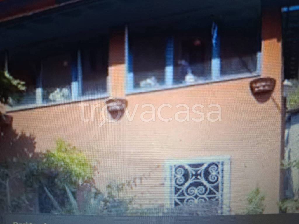 appartamento in vendita a Seravezza in zona Basati