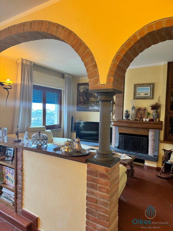 appartamento in vendita a Seravezza in zona Querceta
