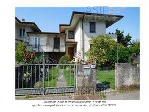 terreno edificabile in vendita a Seravezza