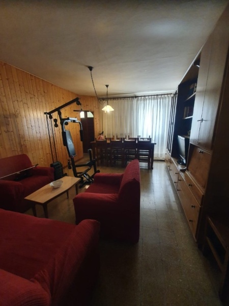 casa indipendente in vendita a Seravezza in zona Azzano