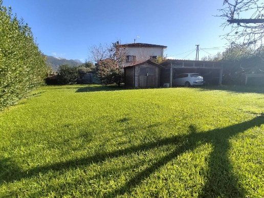 appartamento in vendita a Seravezza in zona Querceta