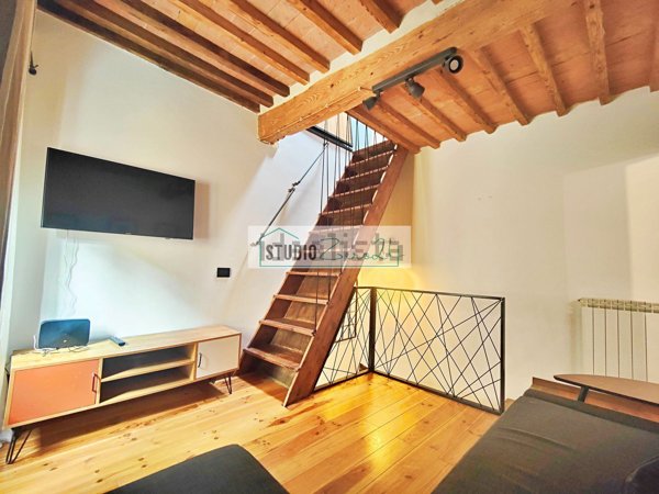 casa indipendente in vendita a Seravezza