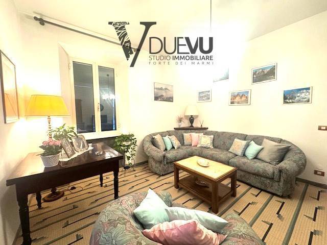 appartamento in vendita a Seravezza in zona Querceta