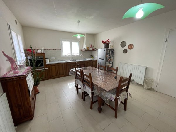 casa indipendente in vendita a Seravezza in zona Querceta