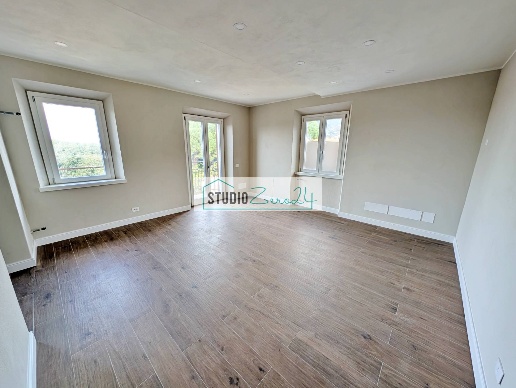 appartamento in vendita a Seravezza in zona Pozzi