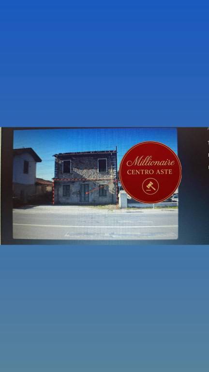 appartamento in vendita a Seravezza in zona Pozzi