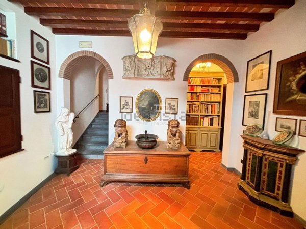 casa indipendente in vendita a Seravezza