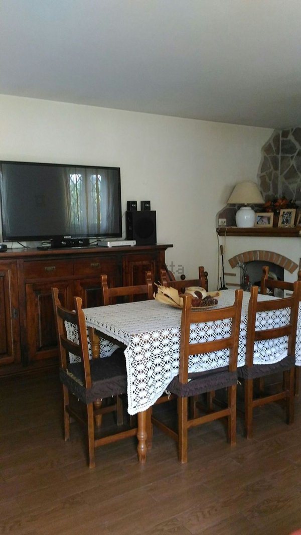 casa indipendente in vendita a Seravezza