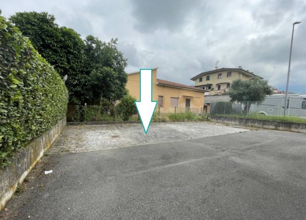 appartamento in vendita a Seravezza in zona Querceta