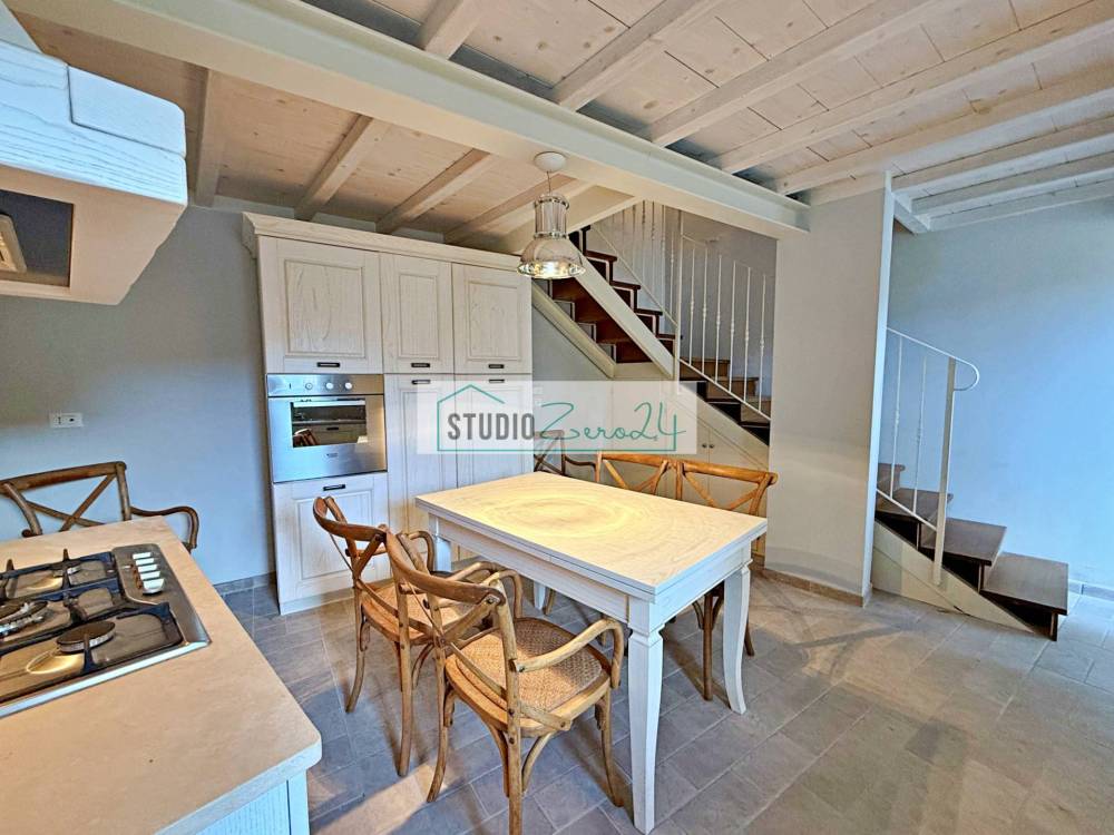 casa indipendente in vendita a Seravezza