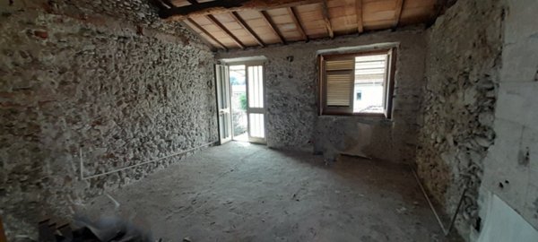 appartamento in vendita a Seravezza in zona Pozzi