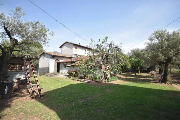 casale in vendita a Seravezza