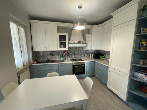 casa indipendente in vendita a Seravezza