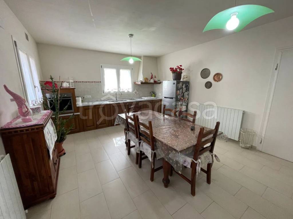 casa indipendente in vendita a Seravezza in zona Querceta