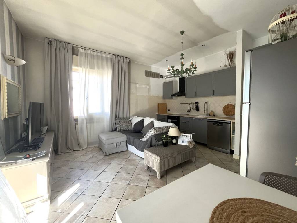 appartamento in vendita a Seravezza in zona Ripa