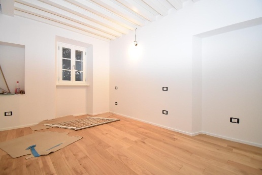 casa indipendente in vendita a Seravezza in zona Pozzi