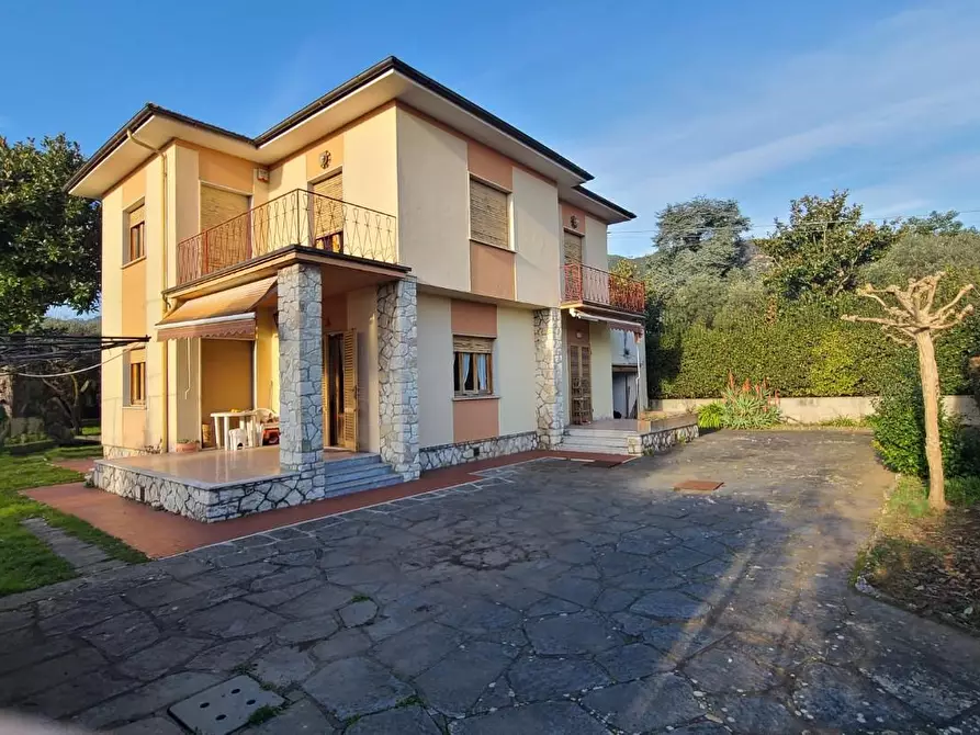 casa indipendente in vendita a Seravezza in zona Ripa