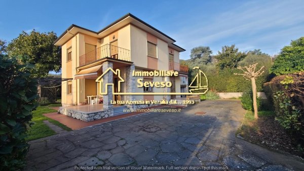 casa indipendente in vendita a Seravezza in zona Ripa