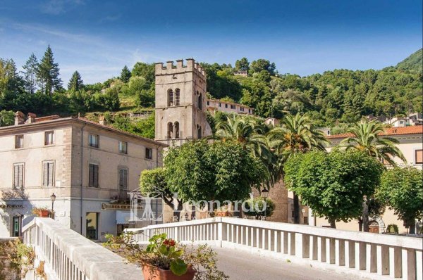 casa indipendente in vendita a Seravezza